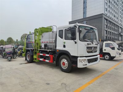 餐廚垃圾車(chē)，收集運(yùn)輸剩飯剩菜泔水垃圾我擔(dān)當(dāng)，干濕分離我本領(lǐng)大